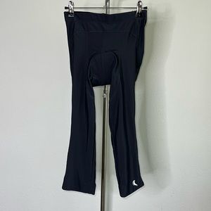 🔹 Luna Padded Cycling Shorts